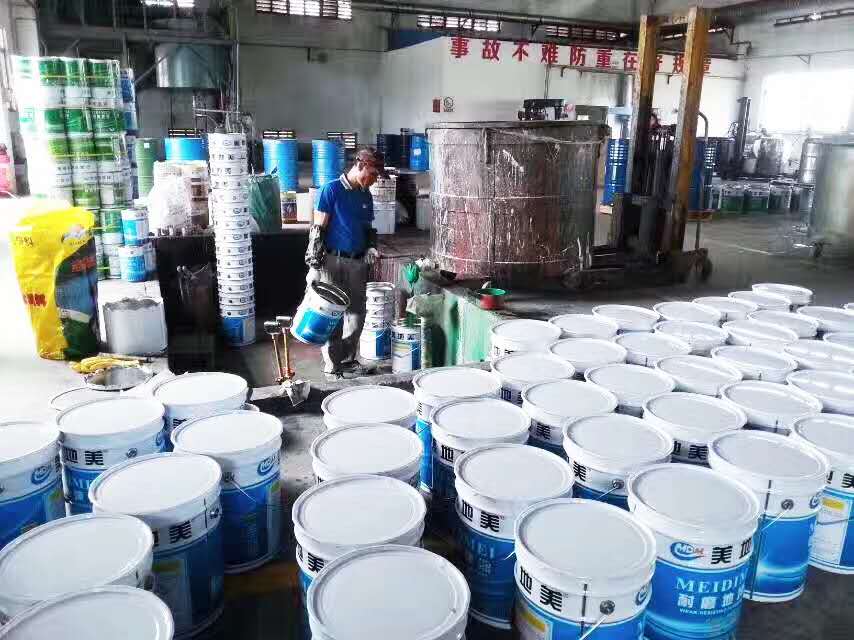 潮濕天里重慶地板漆廠家如何施工？